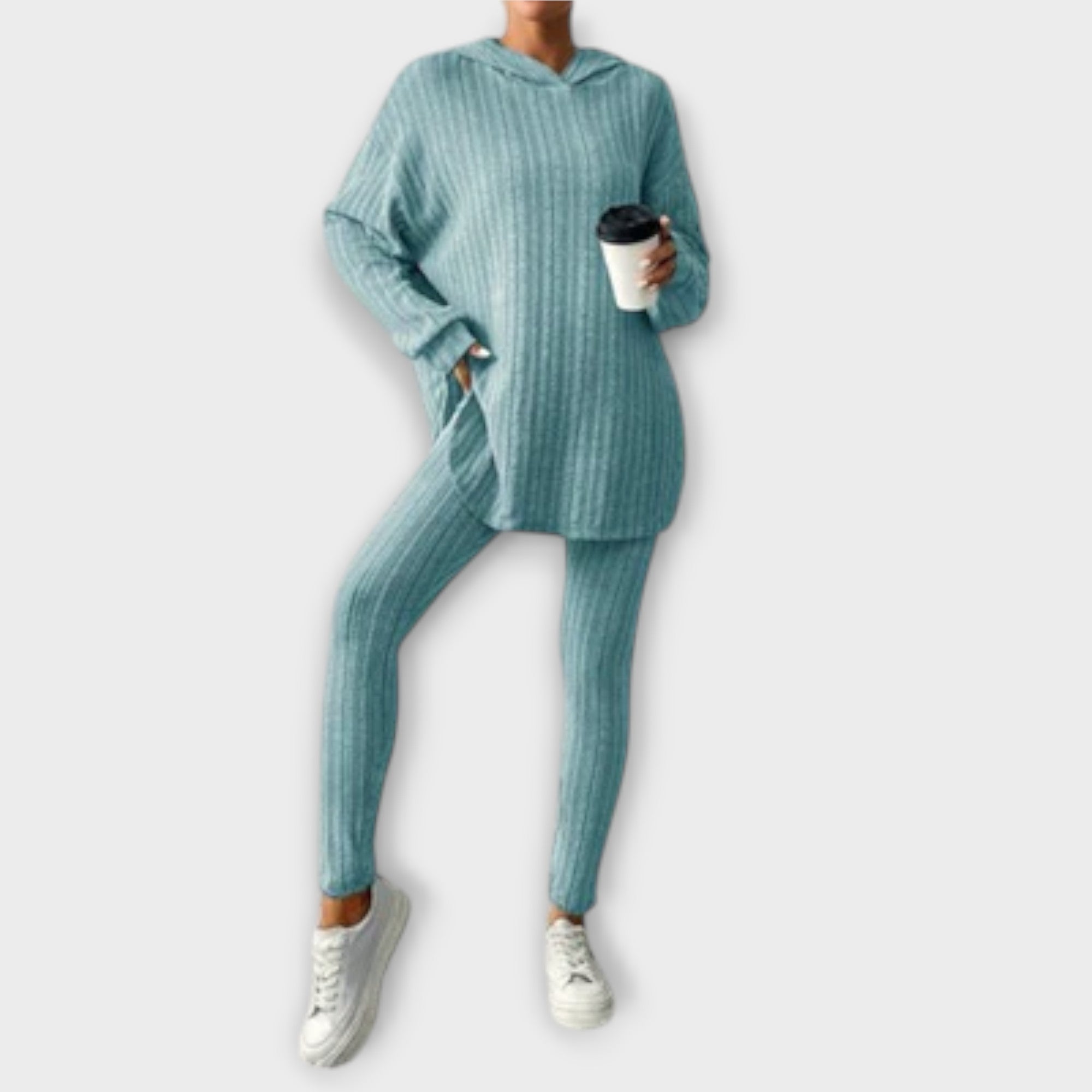 Helena – Komplet sa topom i pantalonama – Tirkizna