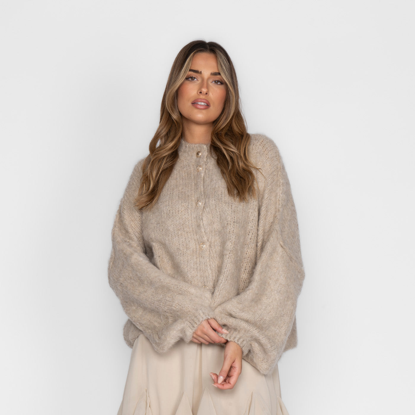 Ultra Mekani Kratki Kardigan "CozyGlam"
