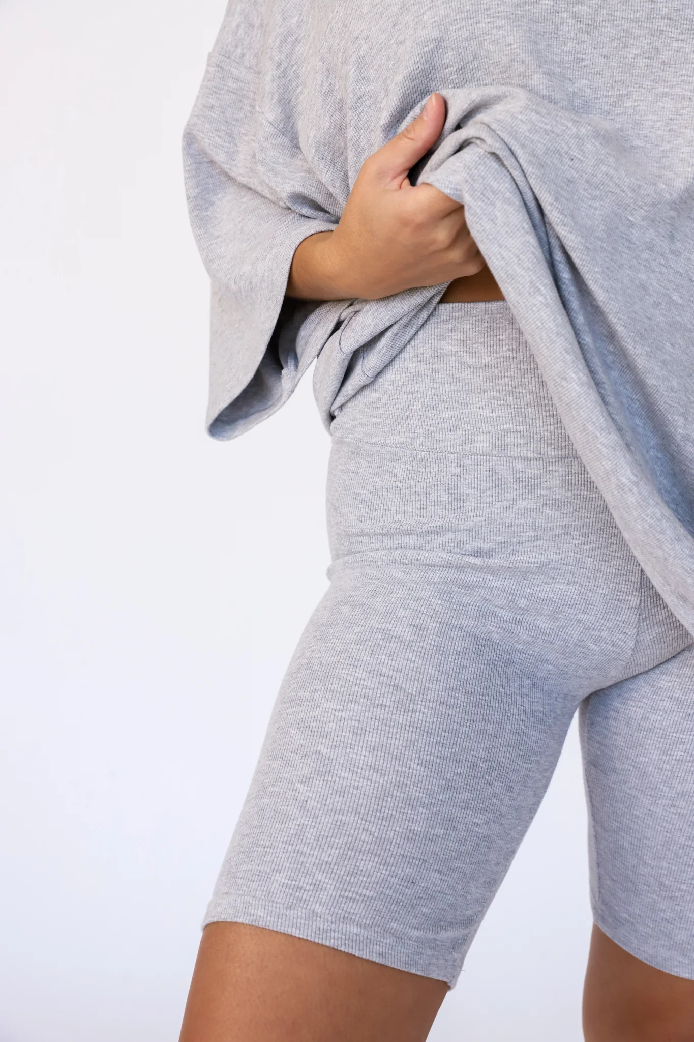 Demi – Komplet sa topom i pantalonama