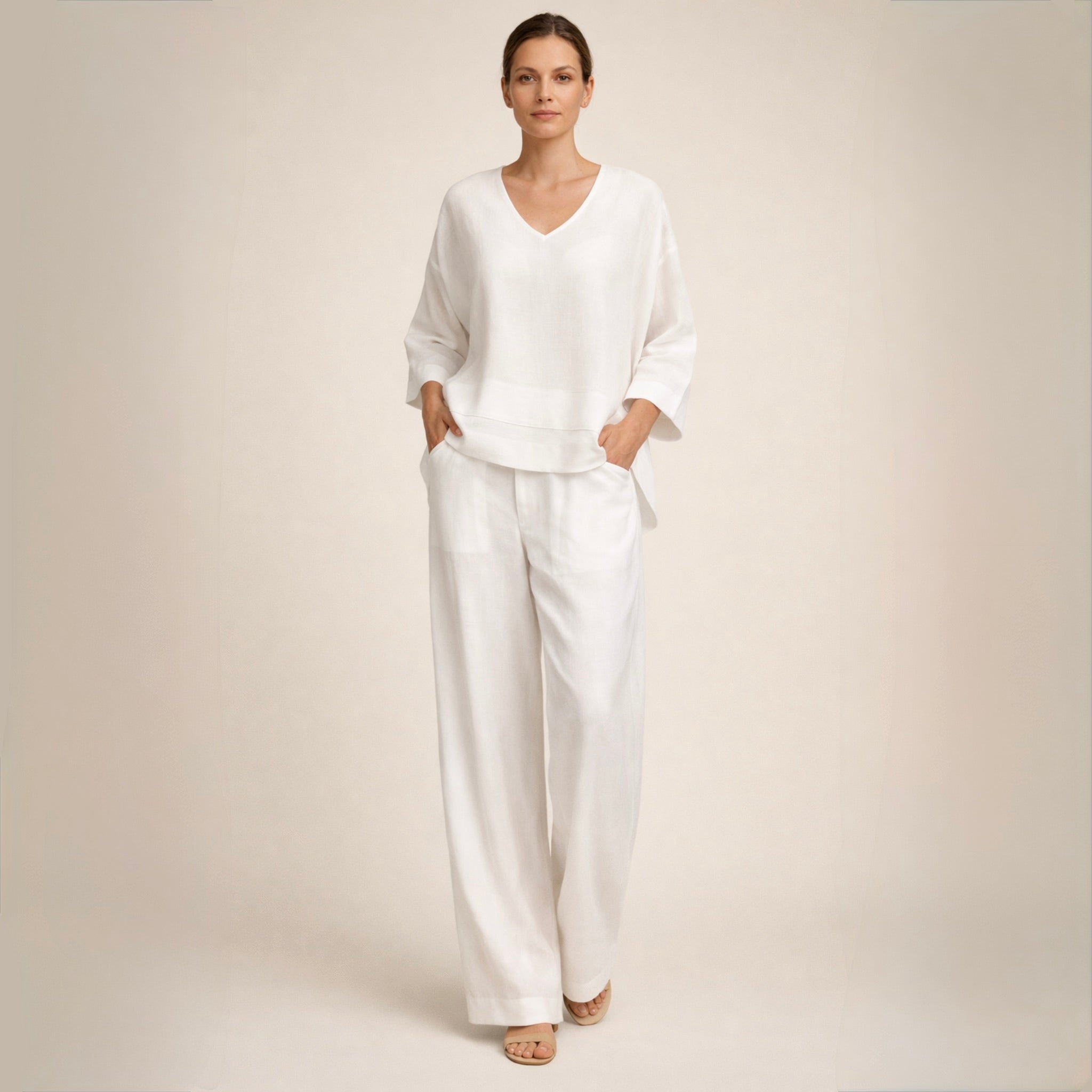 Solange – Minimalistički komplet sa bluzom i pantalonama