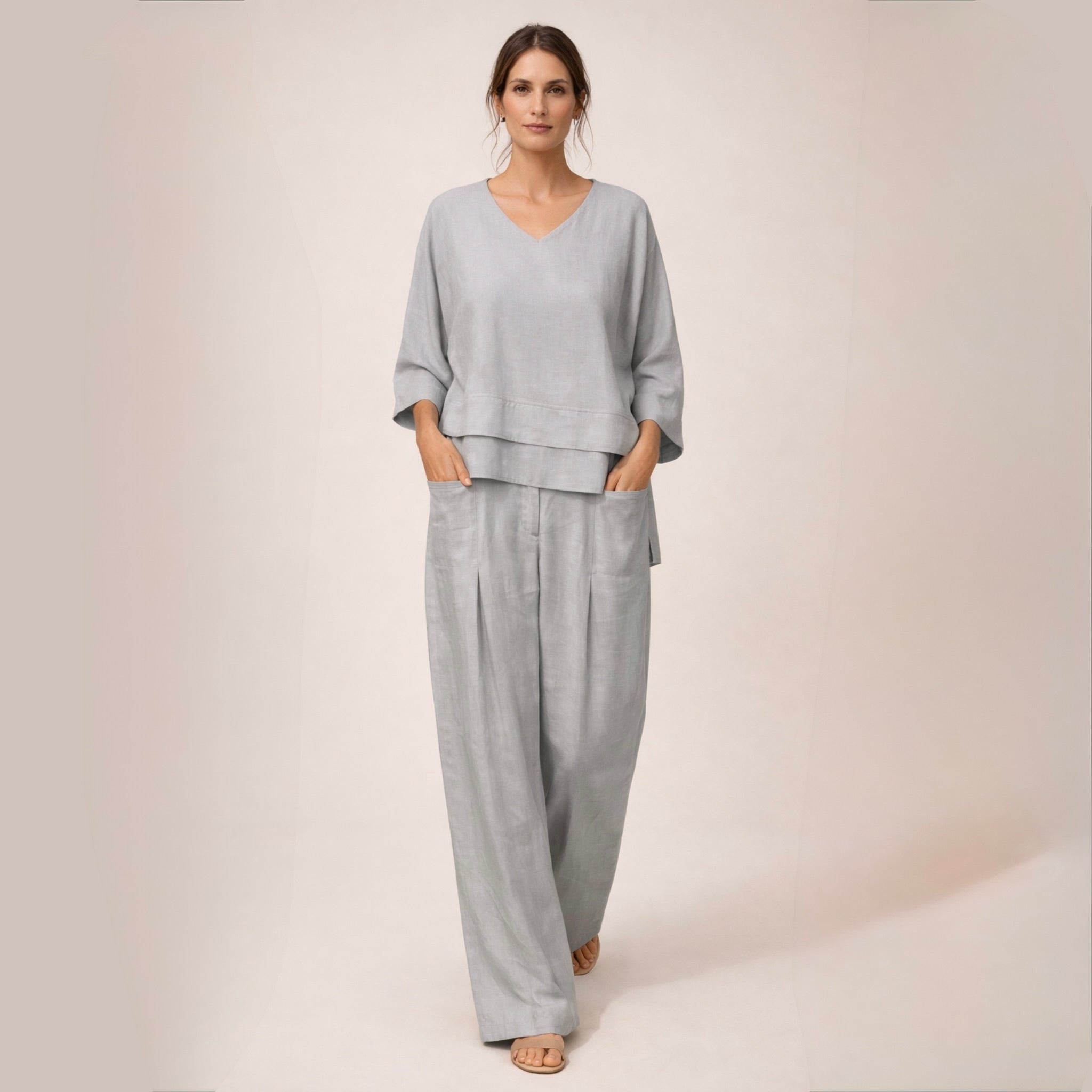 Solange – Minimalistički komplet sa bluzom i pantalonama